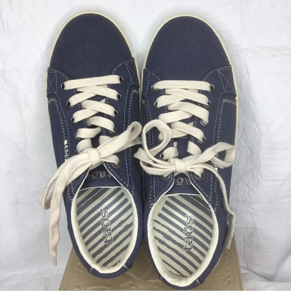 Taos Footwear taos star